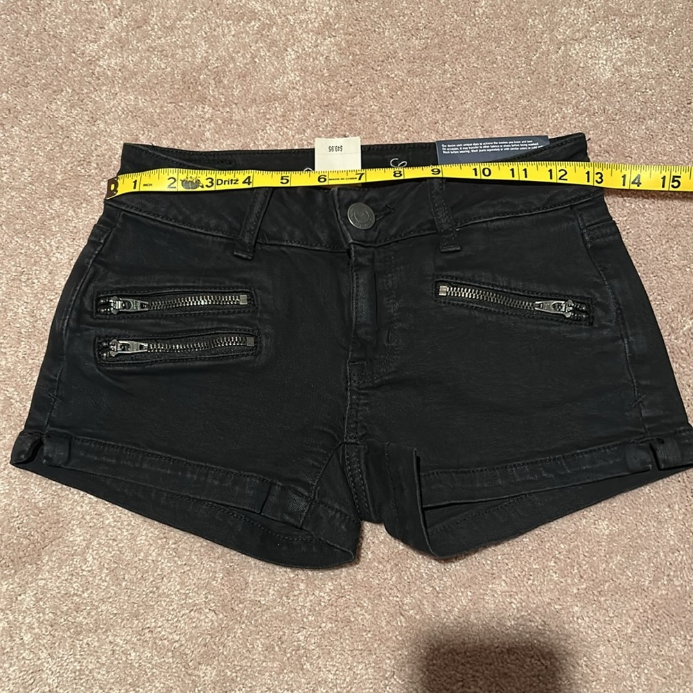 American Eagle Outfitters Black Jean Shorts with zipper detail - Picture 9 of 11